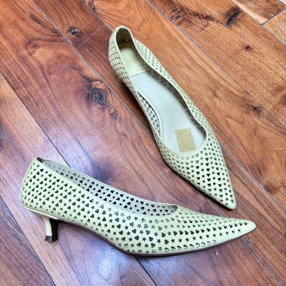 JEFFREY CAMPBELL Alter-ego Kitten Heel Pump In Light Yellow 10 - Picture 5 of 9